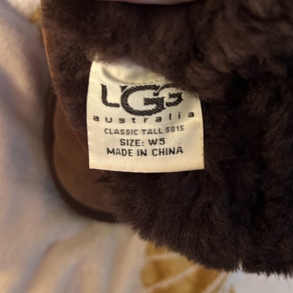 UGG Australia Classic Tall Women’s Boots - Brown - Size 5 - Picture 6 of 6